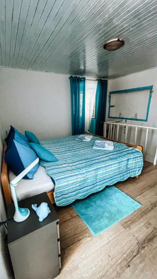 Guesthouse Porto Cres Exterior photo